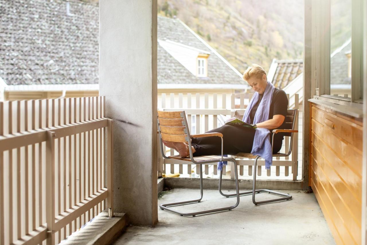 Lindstrom Hotel Lærdalsøyri Exteriér fotografie